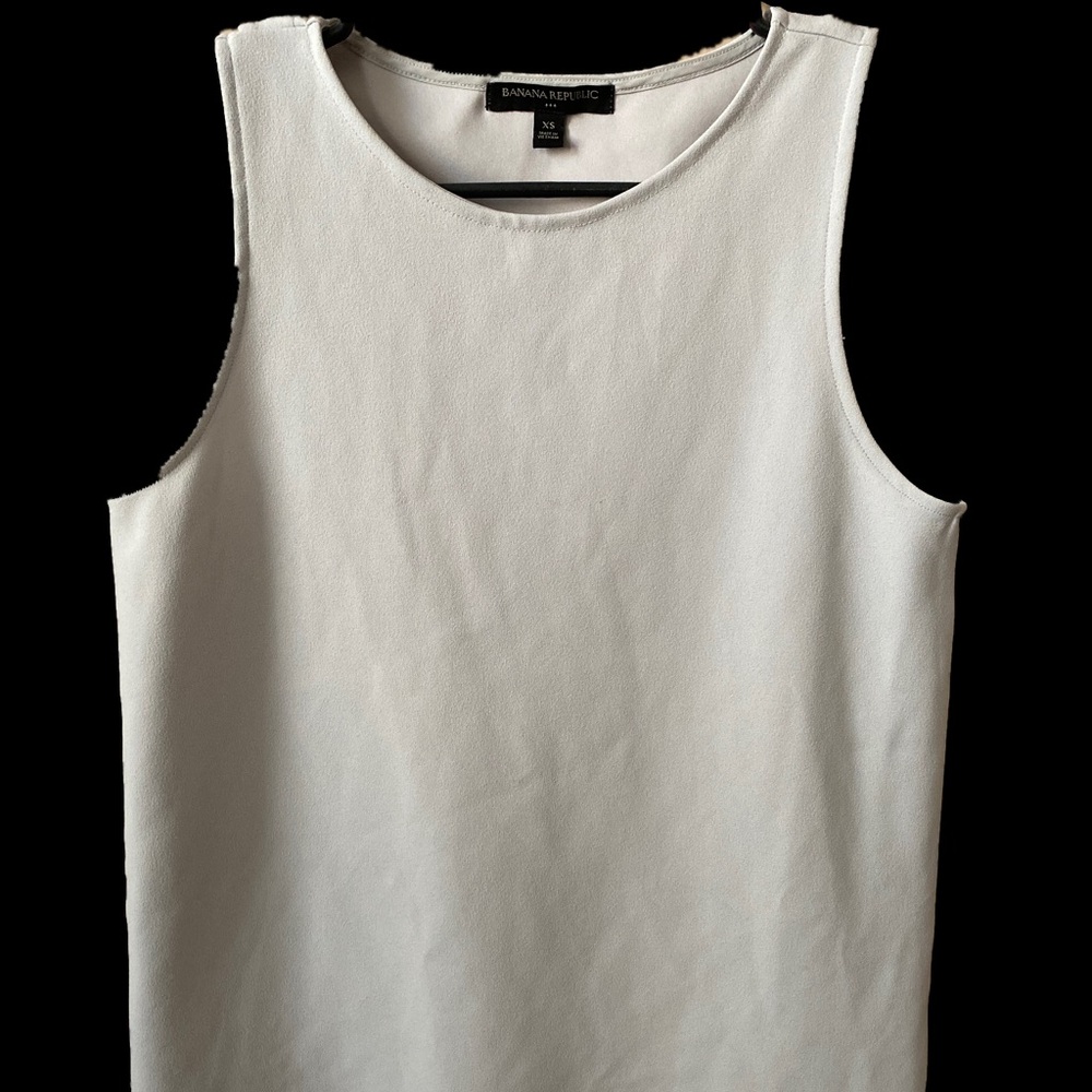 BANANA REPUBLIC GREY TANK